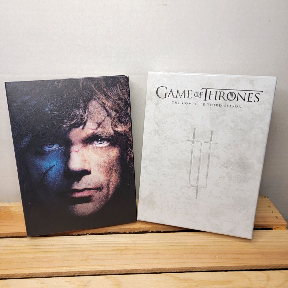 DVD Game Of Thrones Complete Third Season w/ outter sleeve